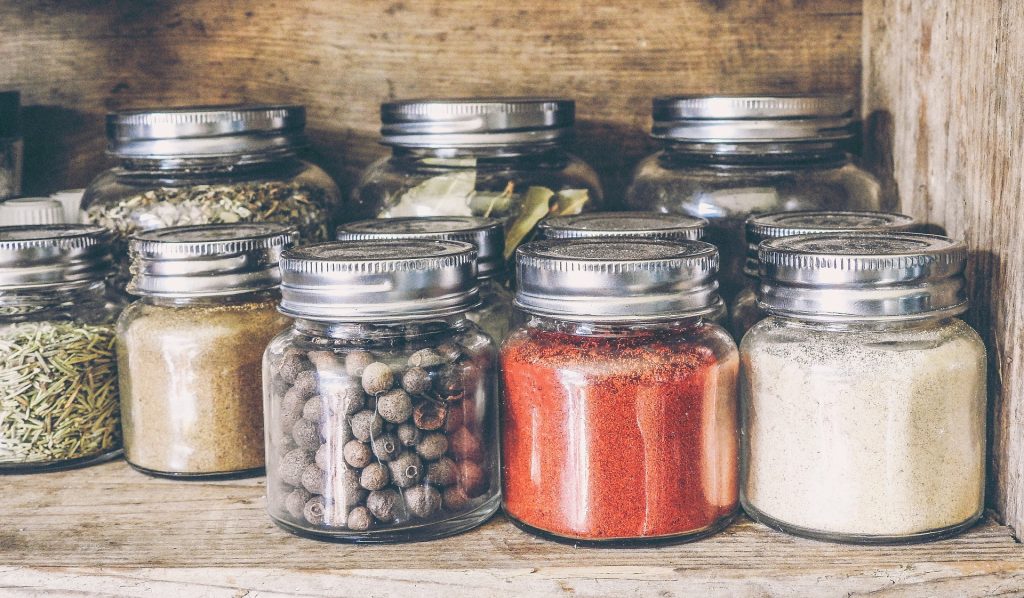 spice rack & jars